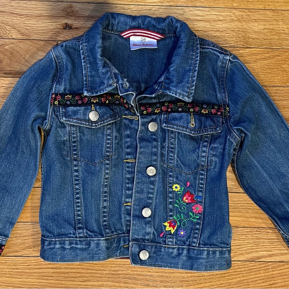 Hanna Anderson Nordic Floral
Embroidered Jean Jacket size 100 or US 4